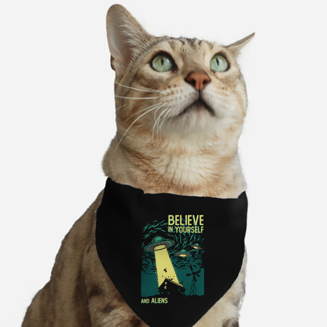 Yourself And Aliens-Cat-Adjustable-Pet Collar-Gleydson Barboza